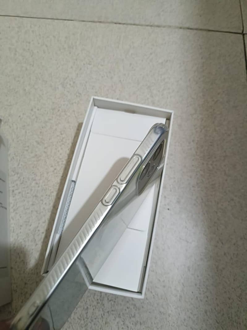 oppo a6s pro 3