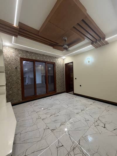 BRAND NEW FIRST FLOOR THREE BEDROOMS D/L FB AREA BLOCK 12 AVAILABLE FOR RENT