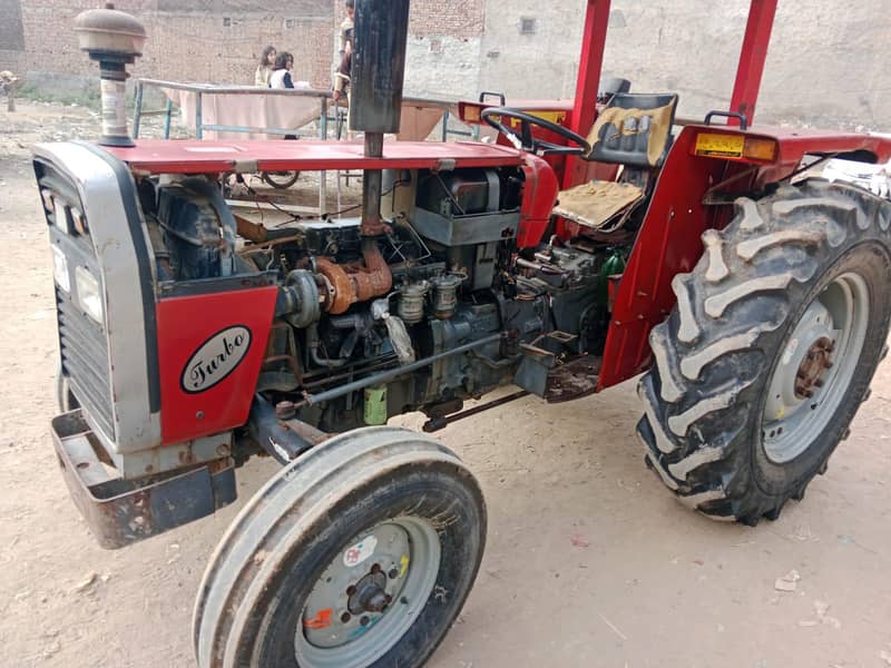 Tractor 260  3
