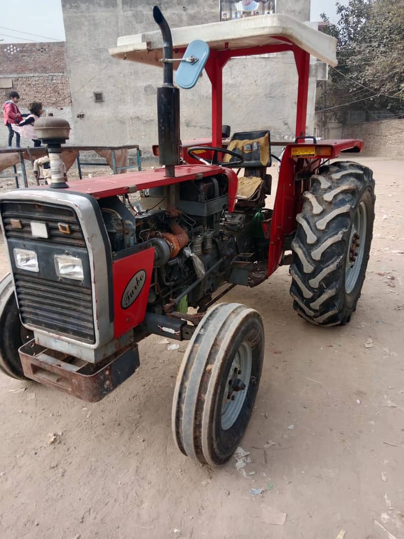 Tractor 260  4