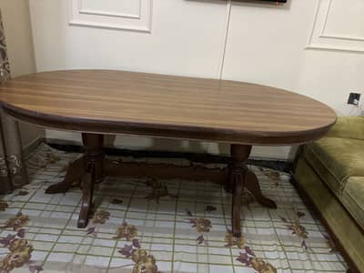 Dining Table with 6 chairs