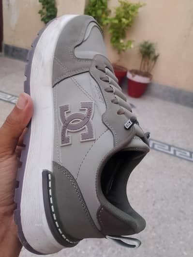 High Quality Sneakers (41 Size) 1 time used) 10 /10 Condition