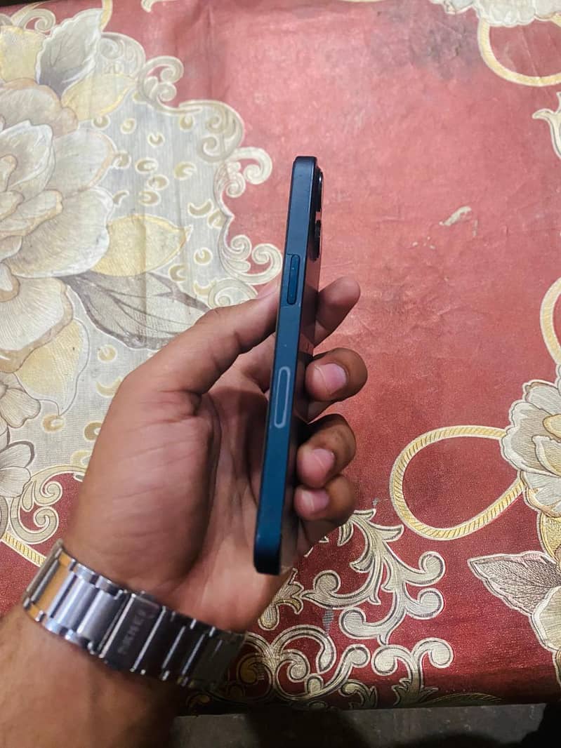 first hand use 10/10 condition 2
