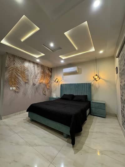 One bedroom apartment per day Avlable Gulbarga green Lslamabad fully furnished