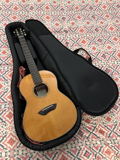 Yamaha CSF-TA TransAcoustic Parlor Guitar - Builtin reverb & chorus