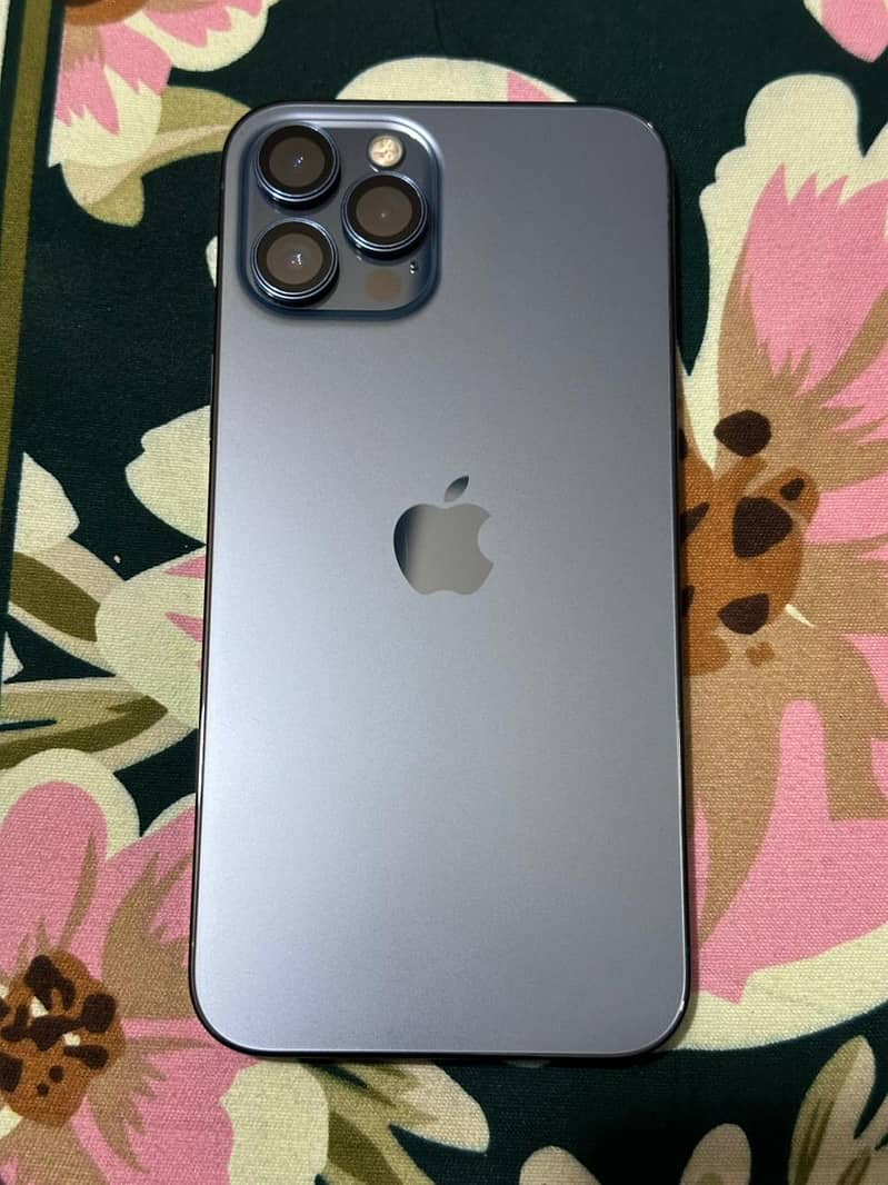 Iphone 12 pro max 3