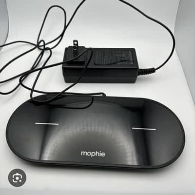 MOPHIE wireless charger