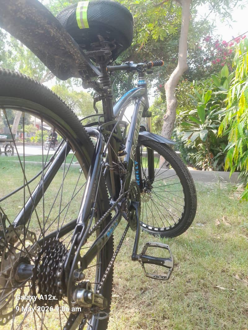 mountain bicycle 3