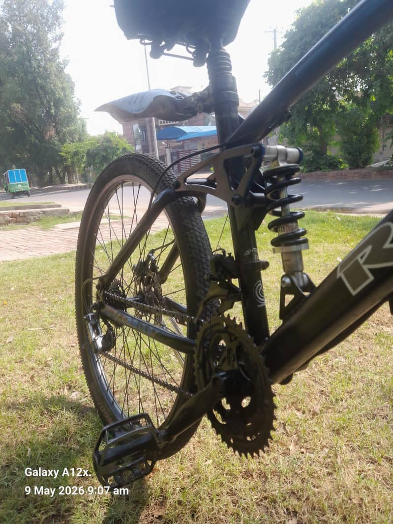 mountain bicycle 6