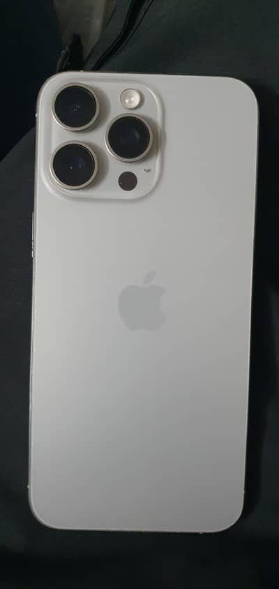 iphone 15 pro max waterpack