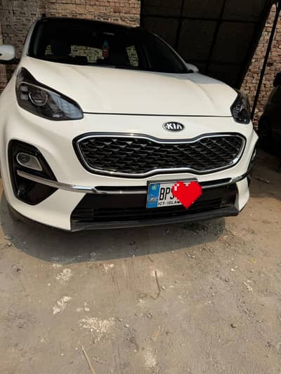 KIA SPORTAGE FWD model 2023 total genuine bumper to bumper low mileage