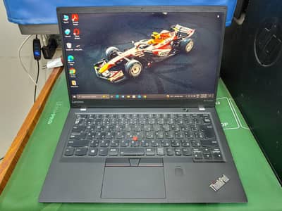 i7 7th gen - Lenovo X1 carbon - 8/256 | Backlit keyboard!