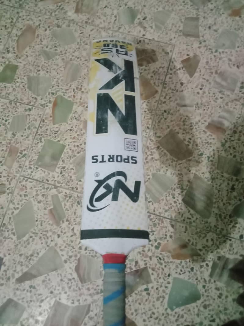 NK bat 0