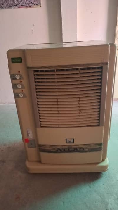Atlas room colar full size , wah cantt wah model town good condition
