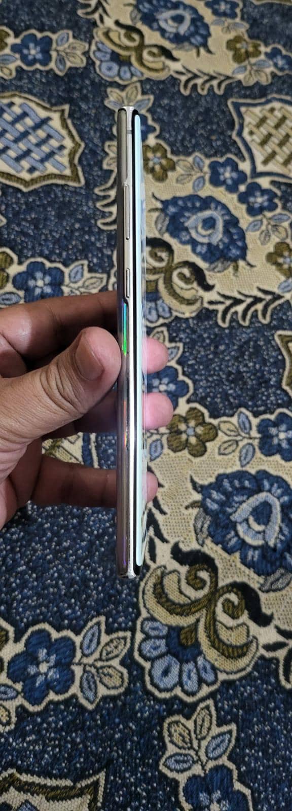 Samsung note 10 plus 4