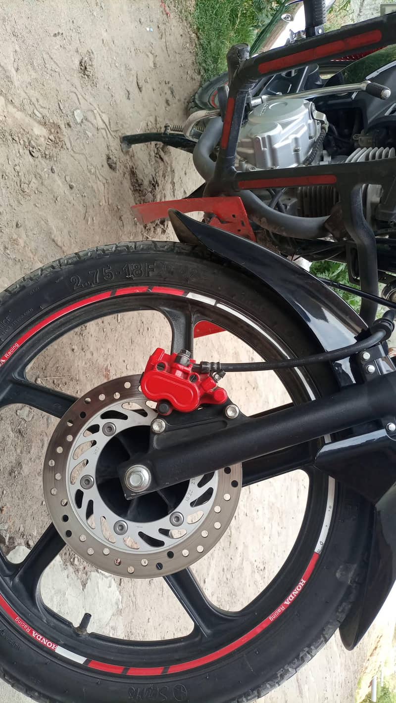 Honda CB125F 14