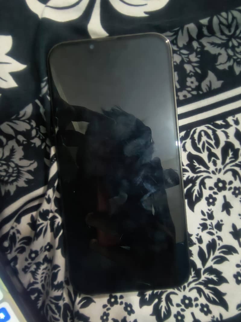 Apple iPhone 13 3