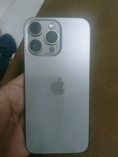 i phone 16 pro max  256