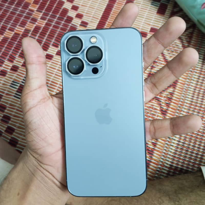 IPHONE 13 pro 2