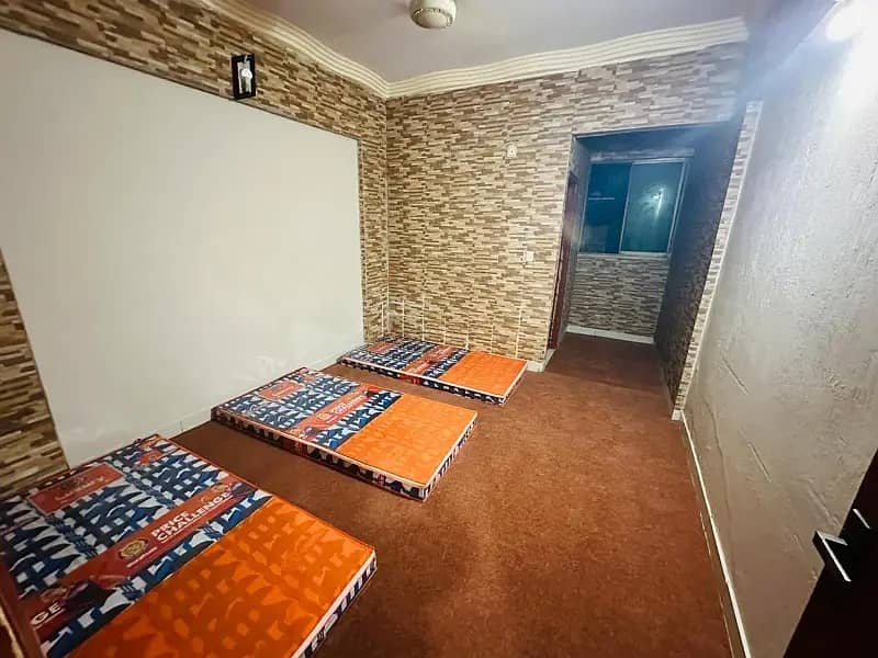 Sharing Room Available 1