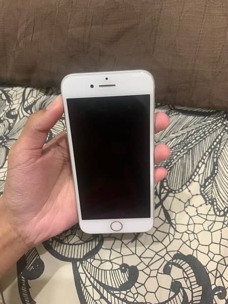 iphone 7 (pta approved) 6