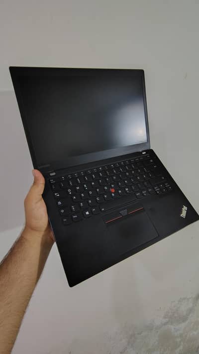 Lenovo Thinkpad T470s | Core i5 - 6th Gen | 12 Gb Ram - 256 Gb Ssd |