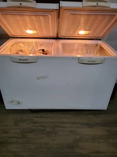 WAVES TRIPLET DEEP FREEZER WDFT-315,Capacity:15CFT