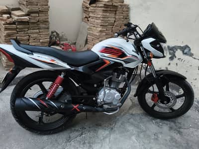 CB125F lush condition 10/10