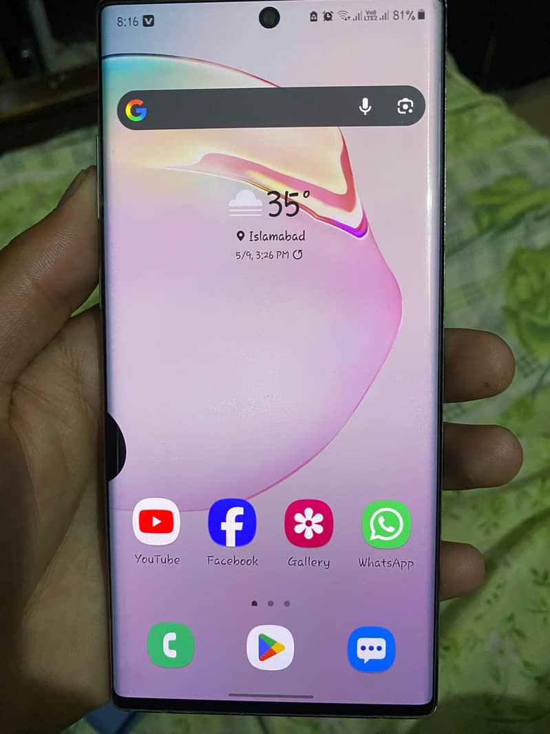 Samsung Note 10 plus 6