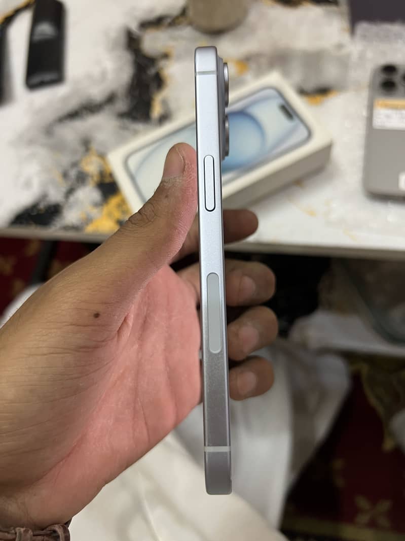 Iphone 15 3