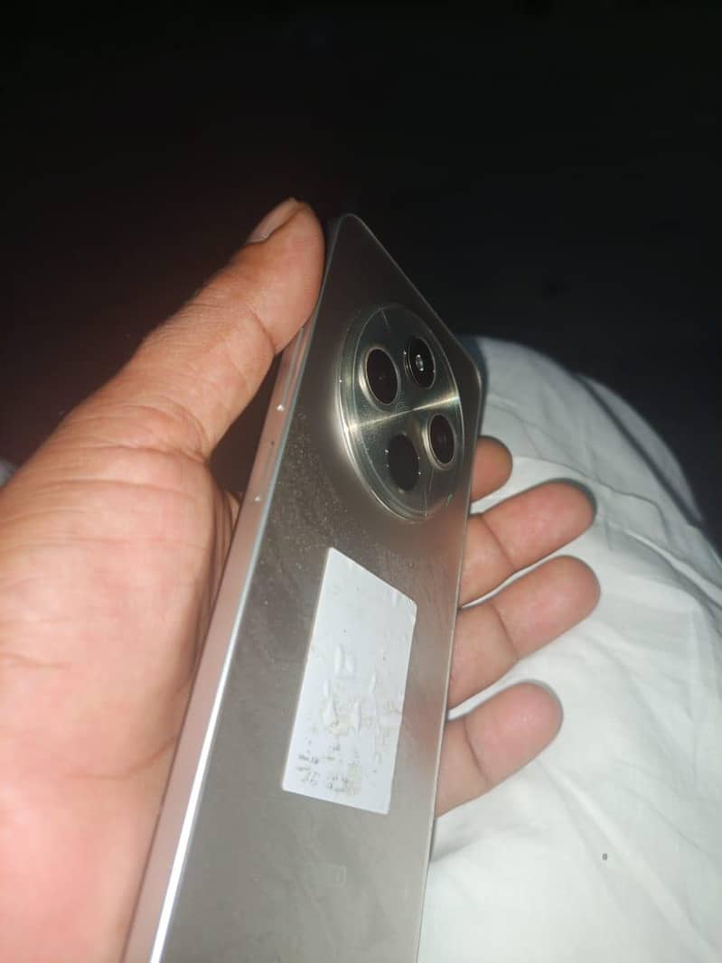condition 10/9 Poco c75 9