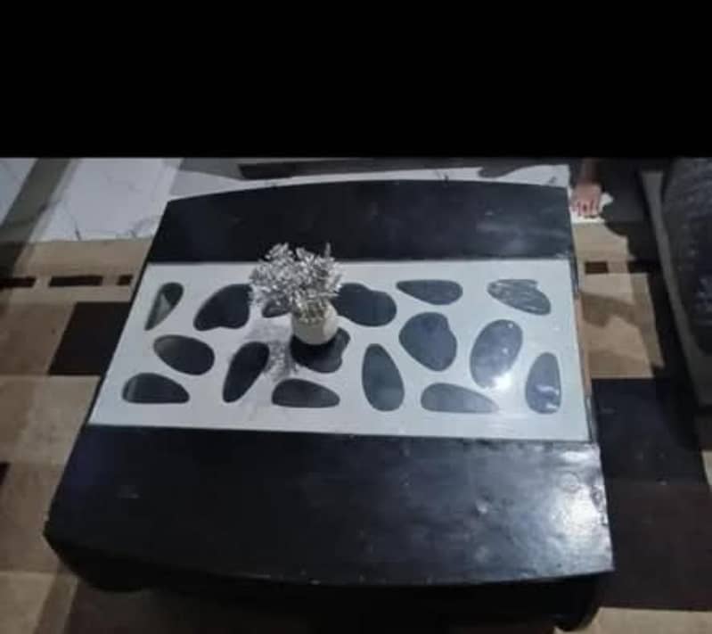 center table 0