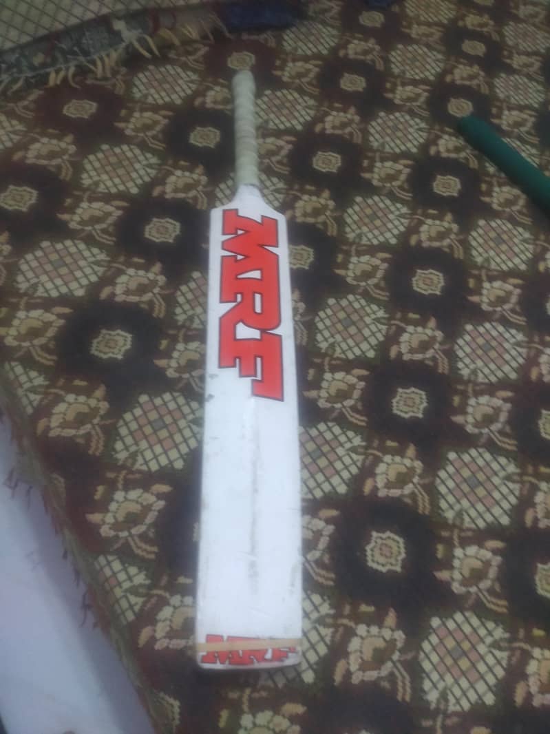MRF cricket bat 1