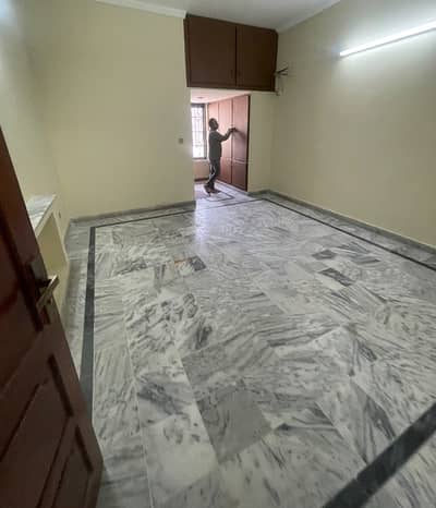 1 kanal 8bed Full House For Rent In Police Foundation