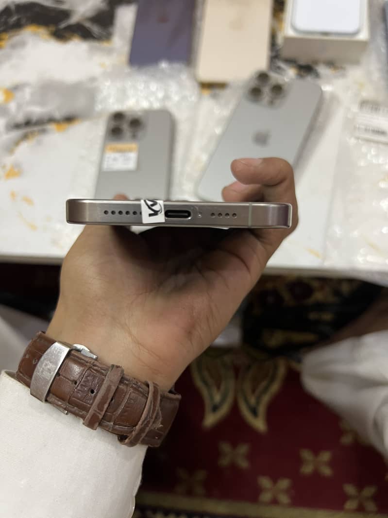 Iphone 15 pro max 2