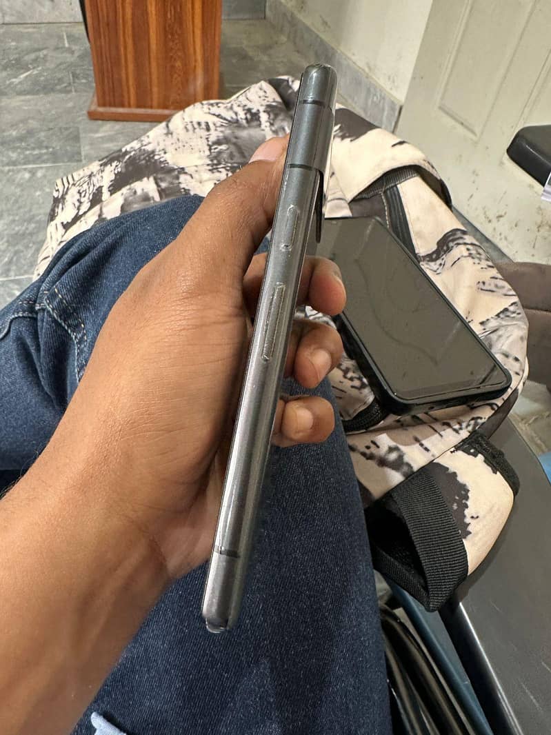 Google Pixel 7a 2