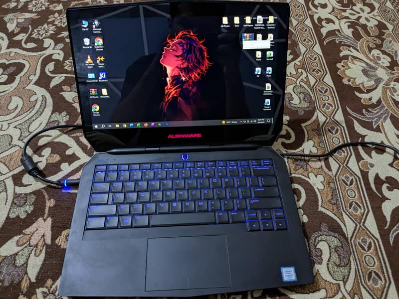 HP Alienware 13 R2 1