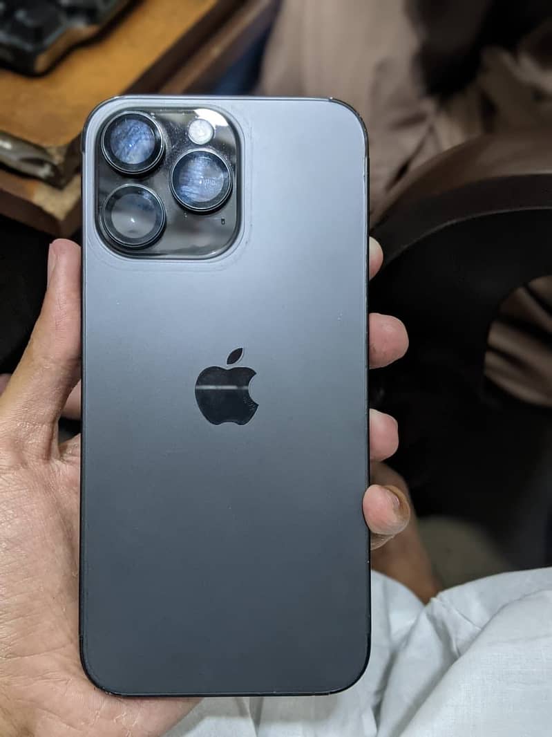 IPHONE 14 pro max 4