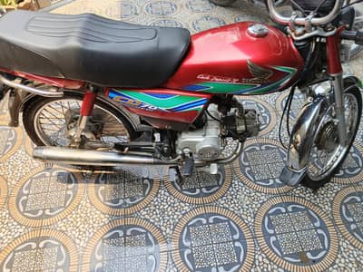 CD 70 2018 model WhatsApp 0306-4006073