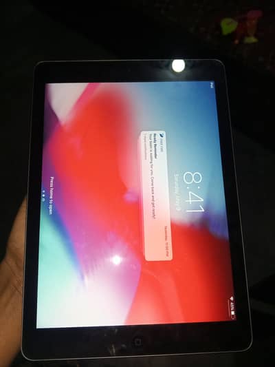 i pad use but good condition