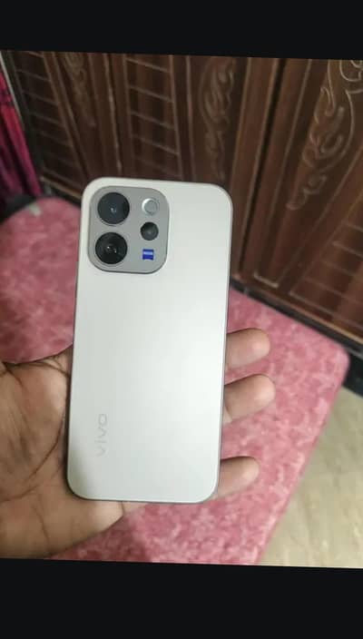 vivo V70 5G