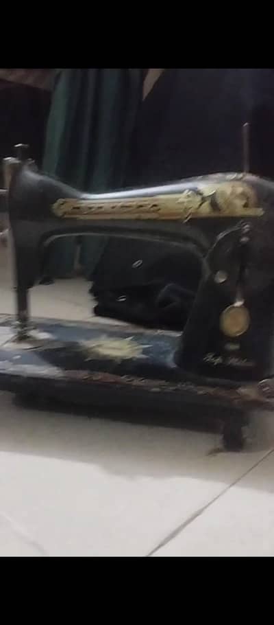 sewing machine