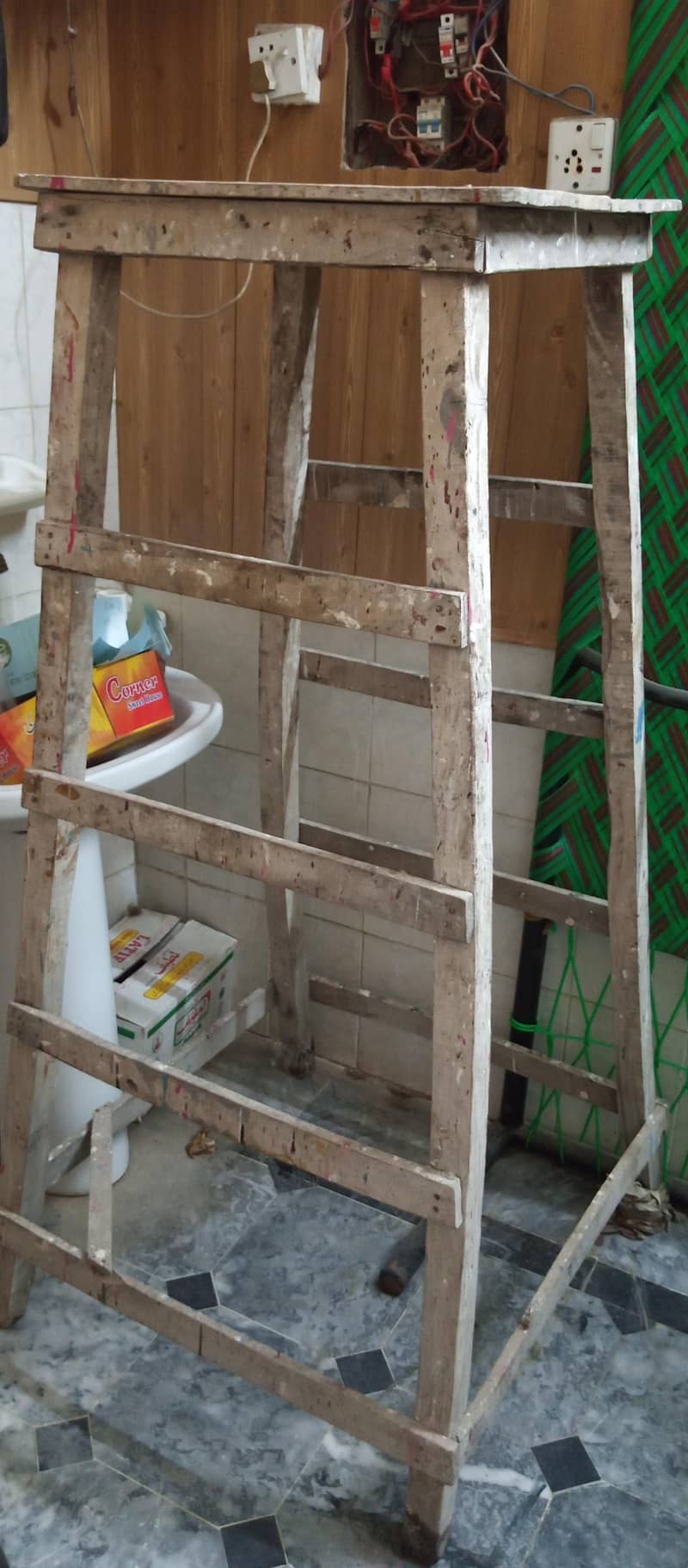Ladder لکڑی کی گھوڑی 0