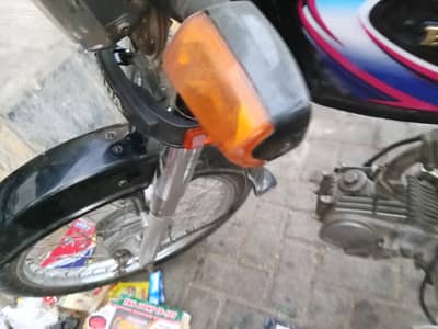 Honda CD 70 2024