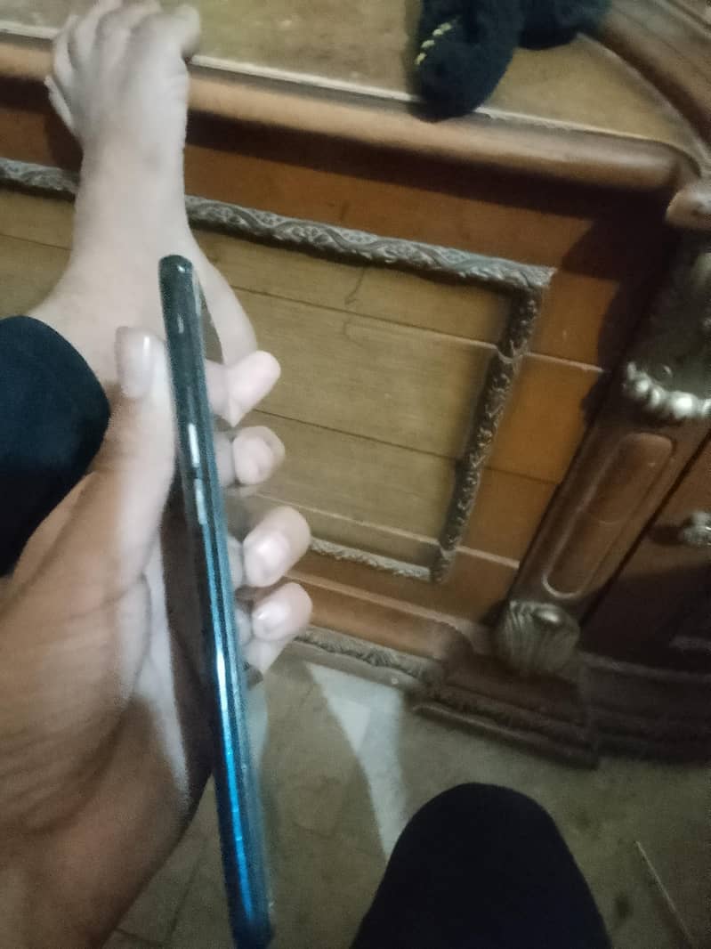 realme 3 3