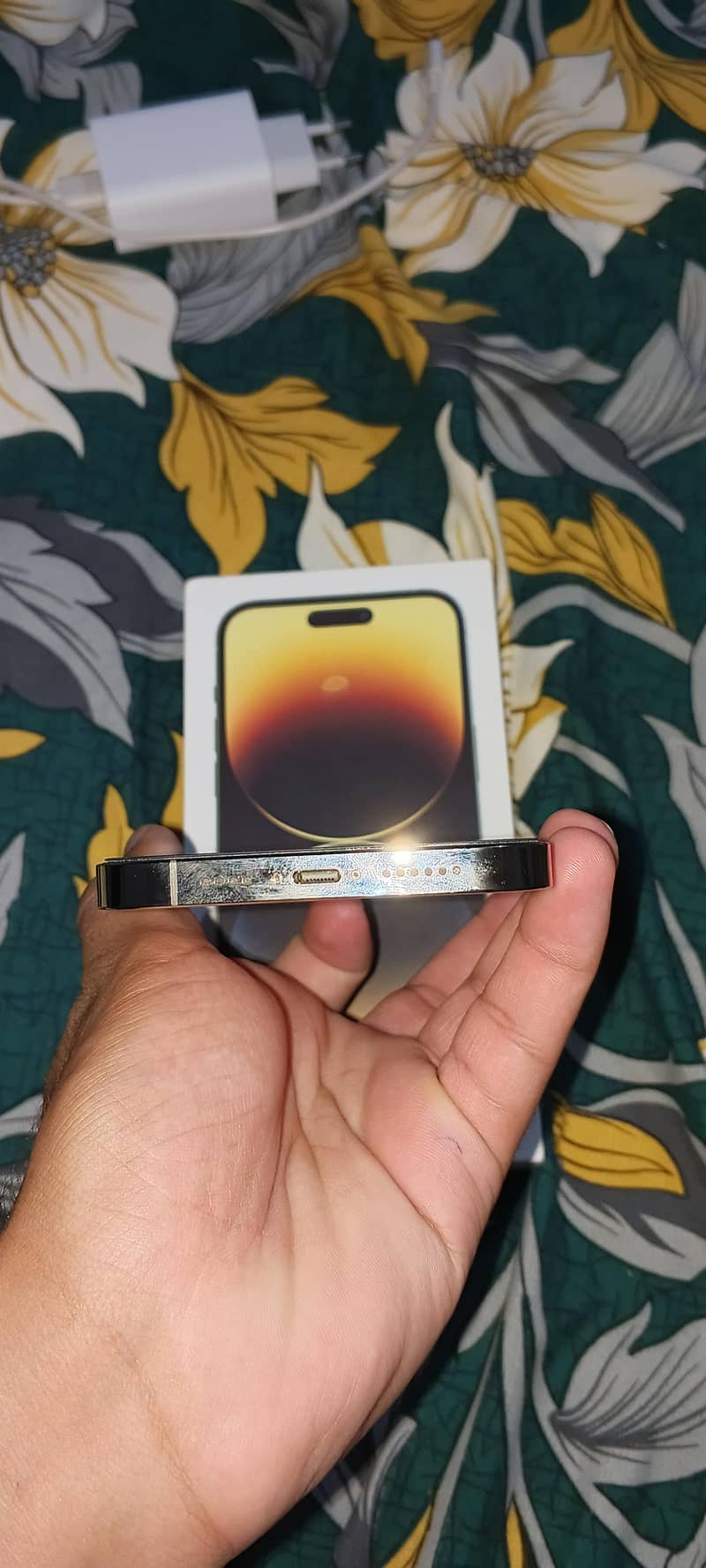 iphone 14 Pro Max 4