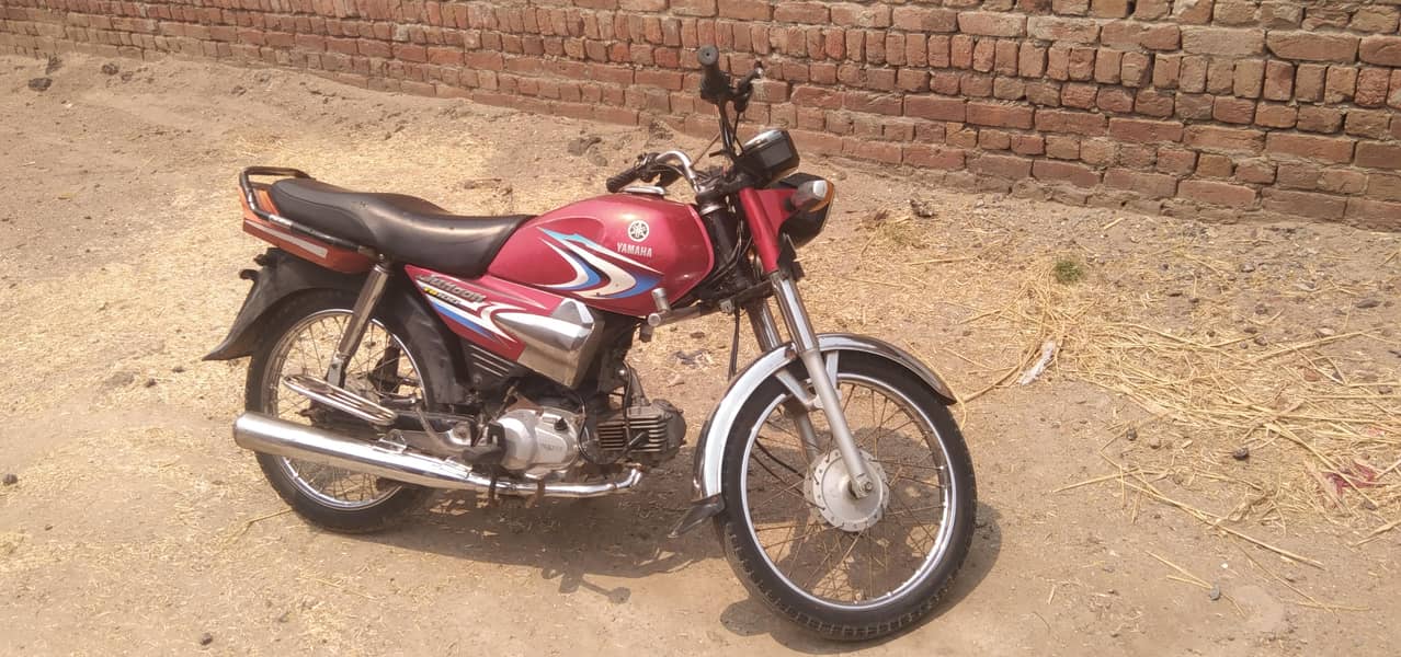 YAMAHA JUNOON 1