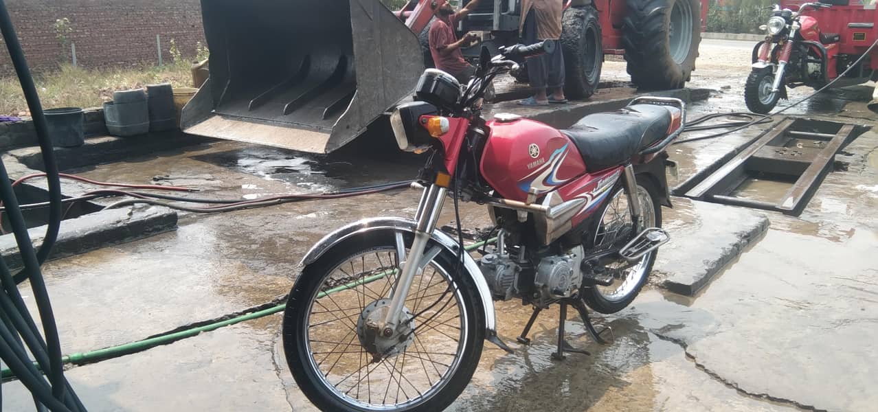 YAMAHA JUNOON 2