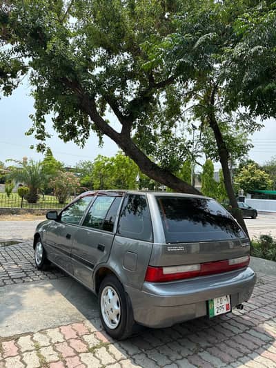 Suzuki cultus 2010