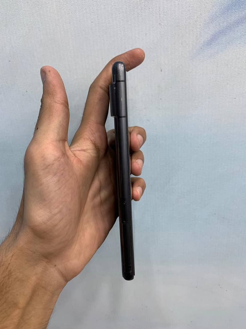 Google pixel 7 4